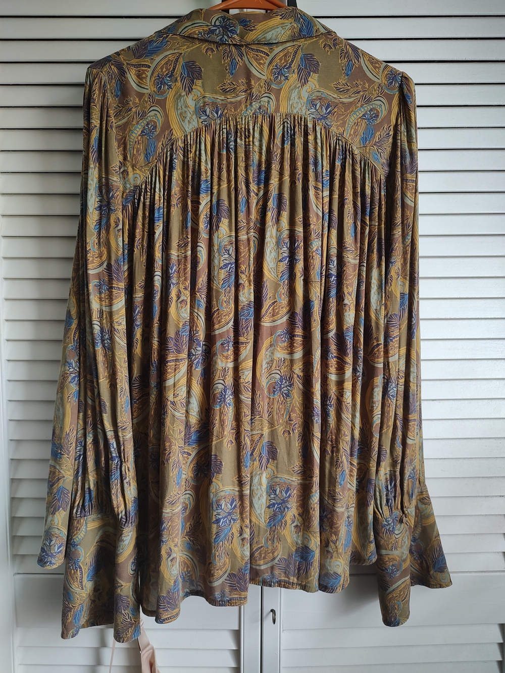 Free People Paisley Boho Button Front Blouse Blue Olive Long Sleeve Top Size LRG - Picture 3 of 9